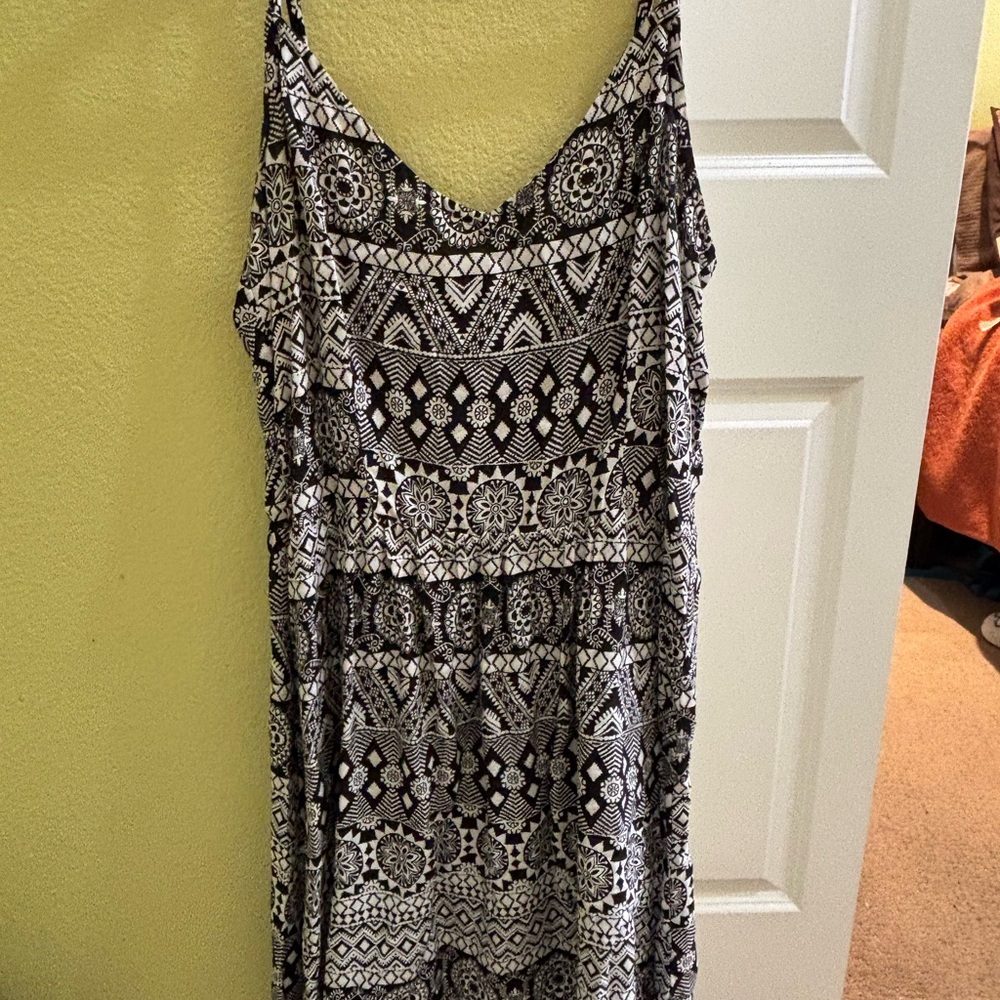 Black and White Patterned Women's Dress